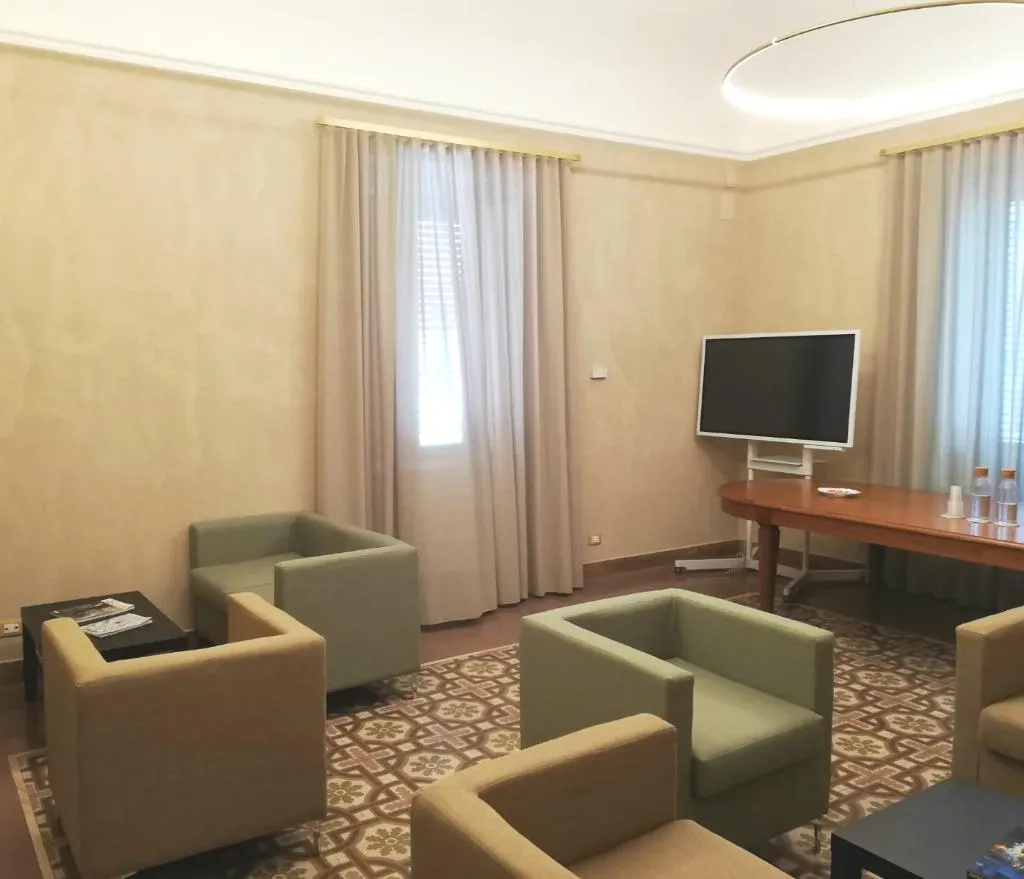 Lobby, Tonic, Palermo