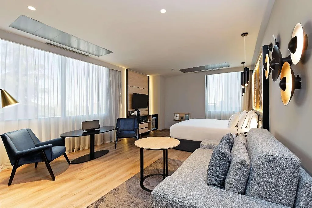 Room, Melia Avenida America, Madrid