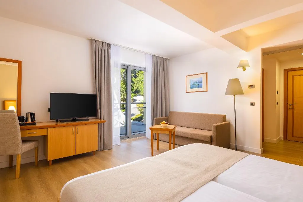 JUNIOR SUITE COMFORT Room, Aminess Vival Grand Azur Hotel, Dubrovnik
