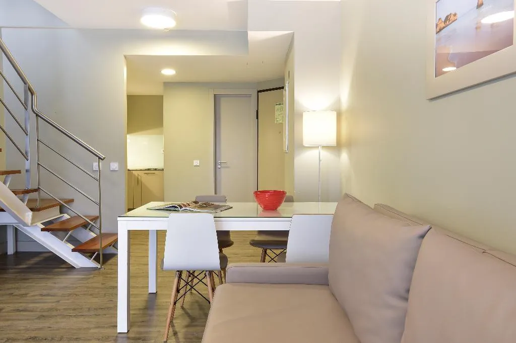 APARTMENT DUPLEX Room, Aqualuz Lagos by The Editory, Algarve