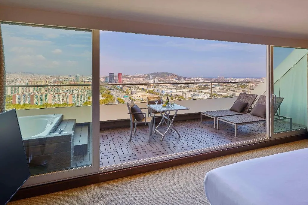 SUITE Presidential Room, Hyatt Regency Barcelona Tower, Barcelona