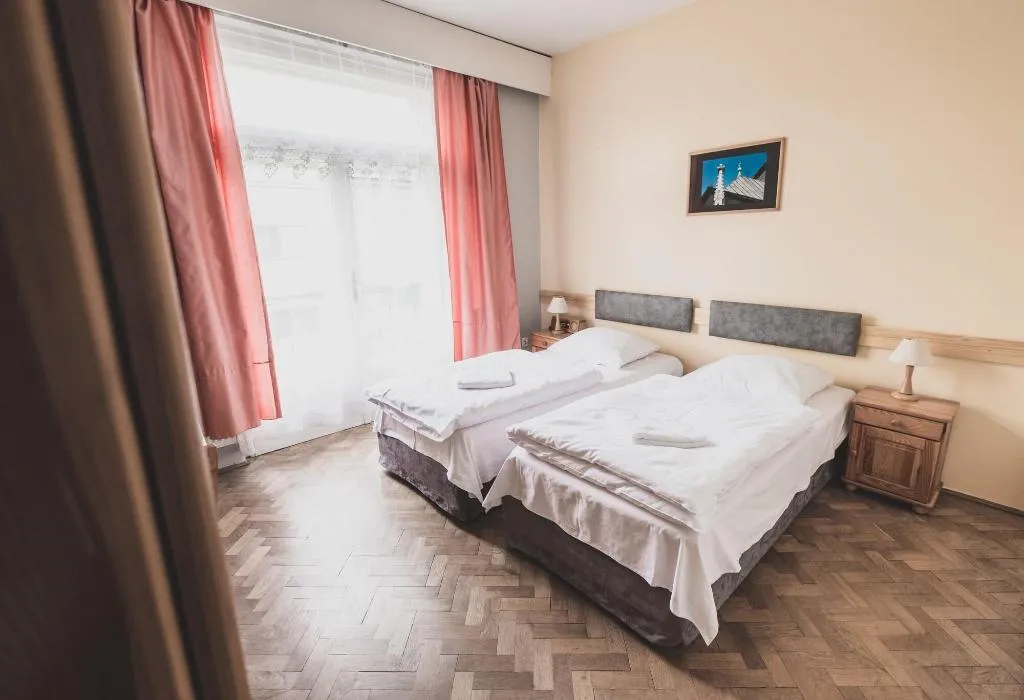 Room, Cybulskiego Guest Rooms, Krakow