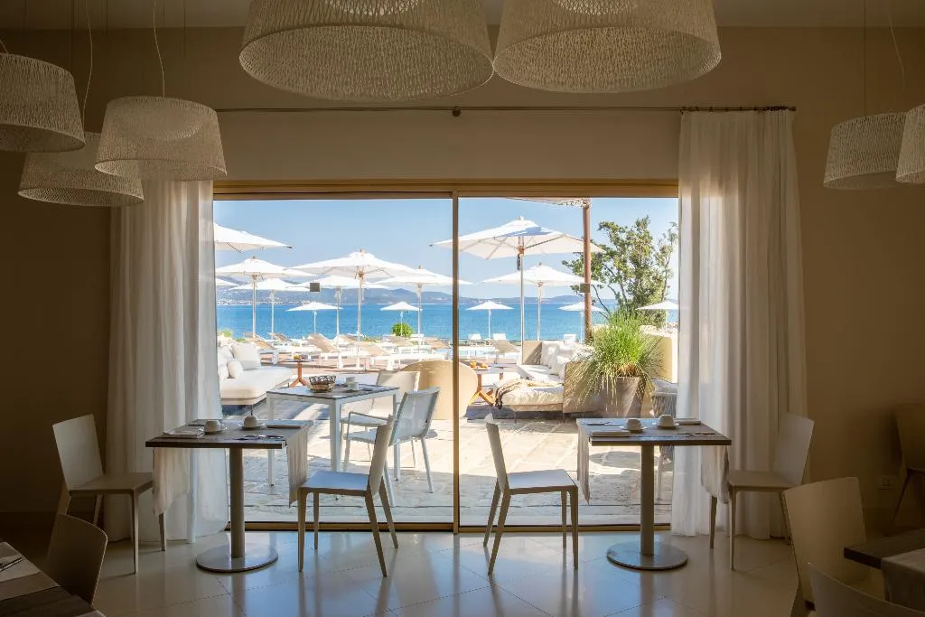 Restaurant, Cala Cuncheddi - VRetreats, Olbia