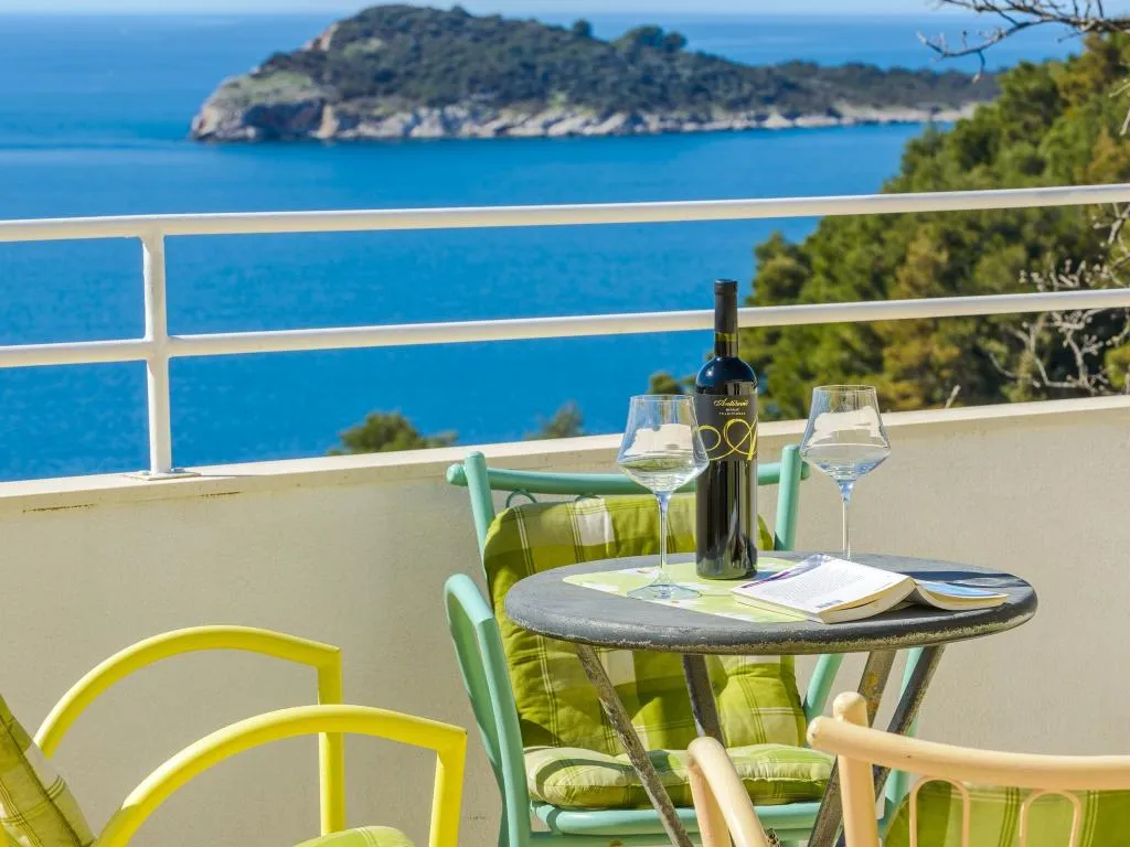 APARTMENT CAPACITY 4 Room, Apartments Zecevic, Dubrovnik