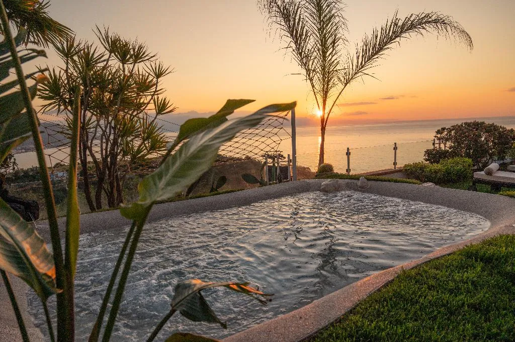 VILLA CAPACITY 8 Room, Villa Zagara Garden, Taormina