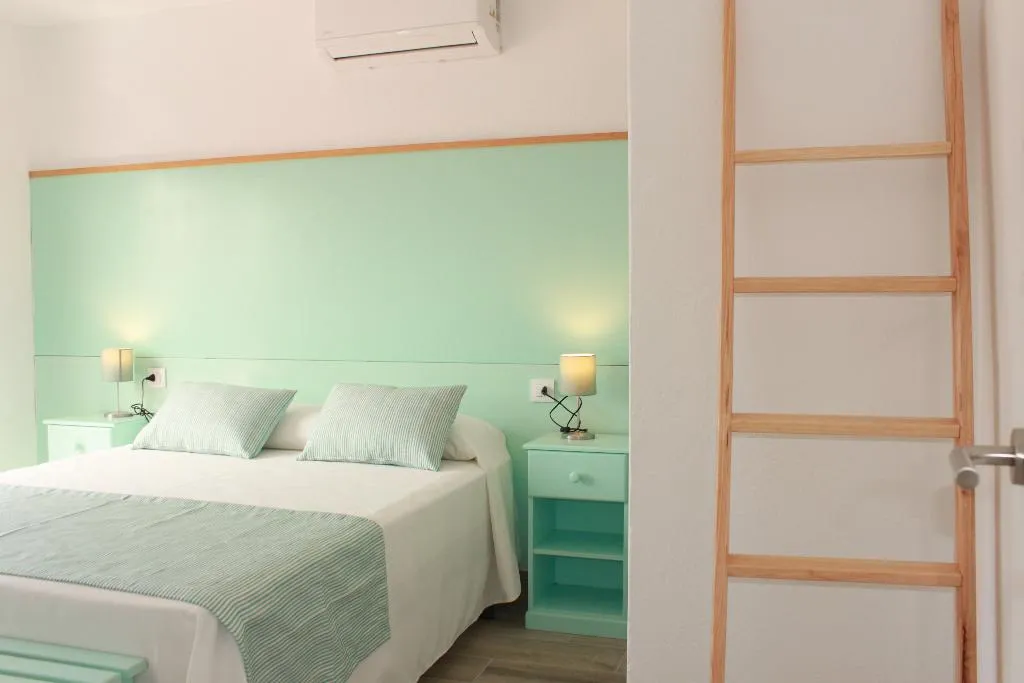 VILLA DELUXE Room, Yucas Homes, Menorca