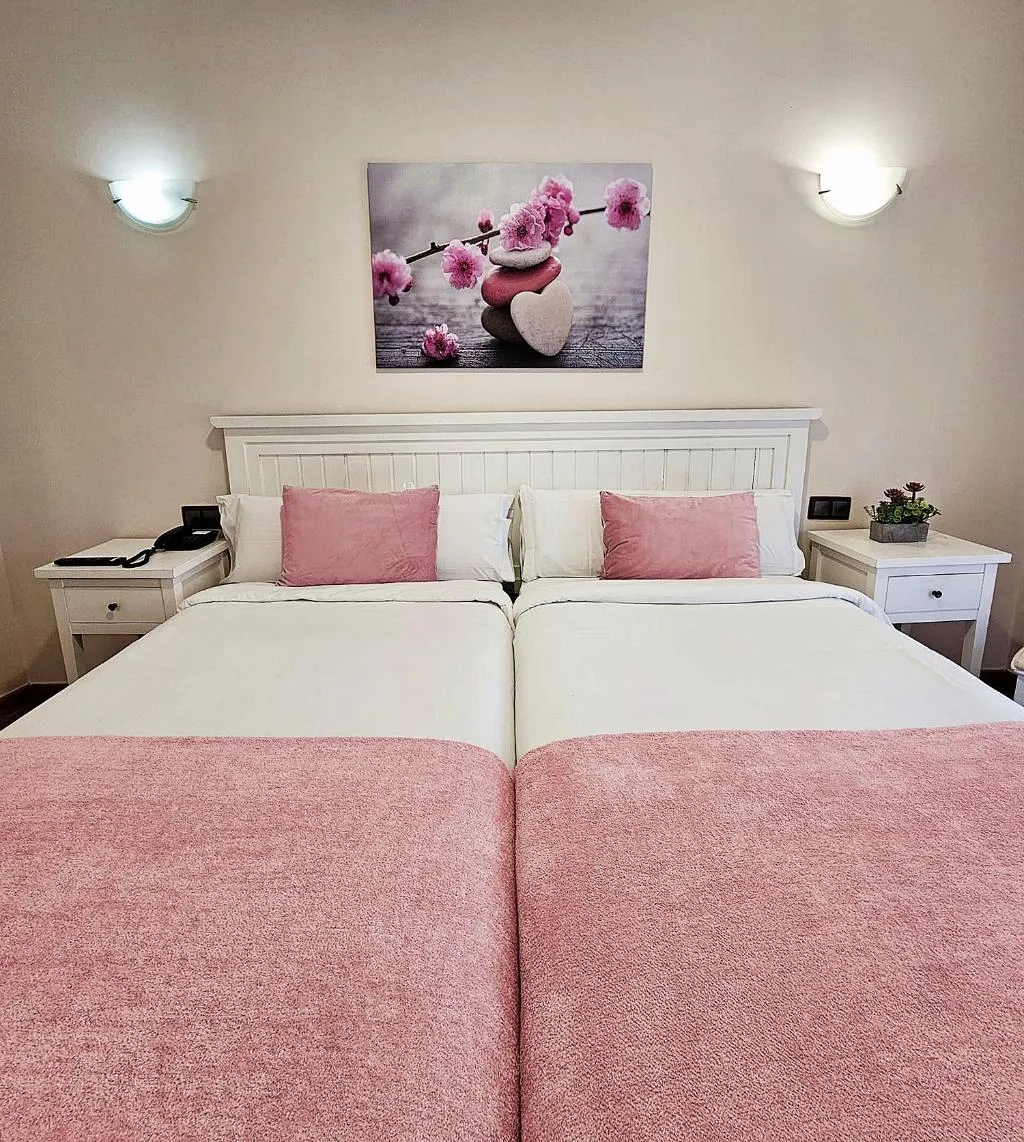 TWIN STANDARD Room, Medina de Toledo, Madrid