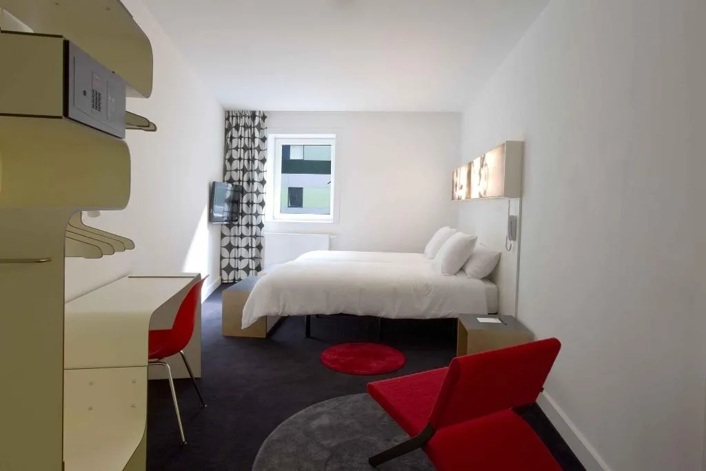 DOUBLE GRAND Room, Gat Point Charlie, Berlin