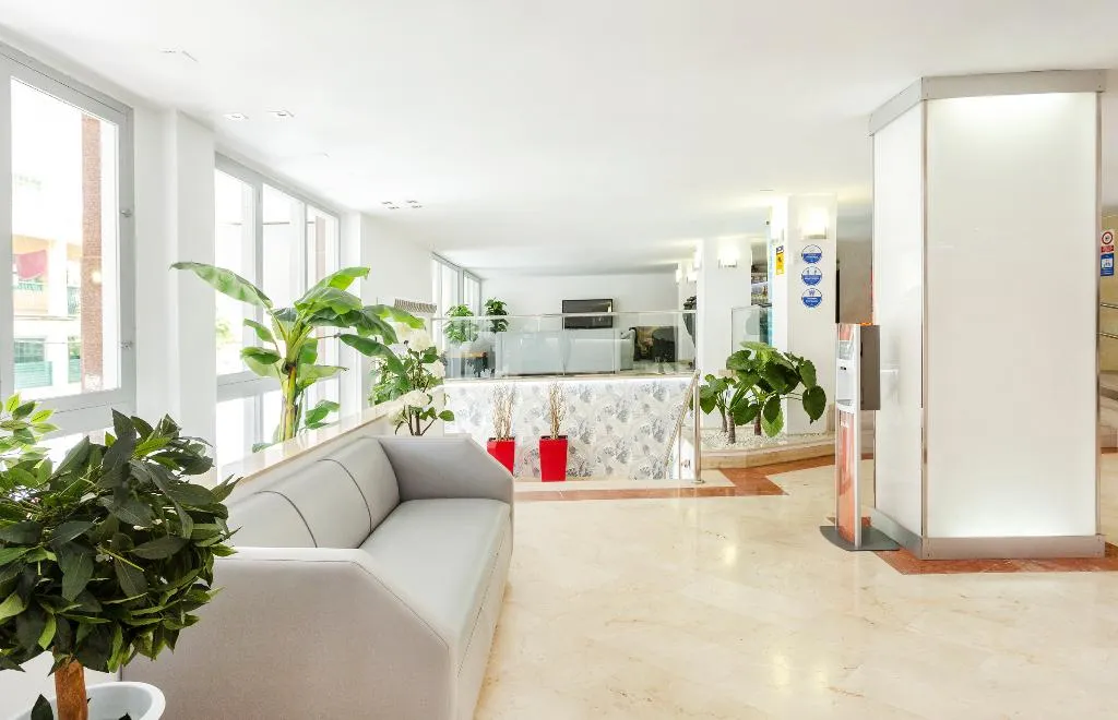 Lobby, Kilimanjaro, Majorca