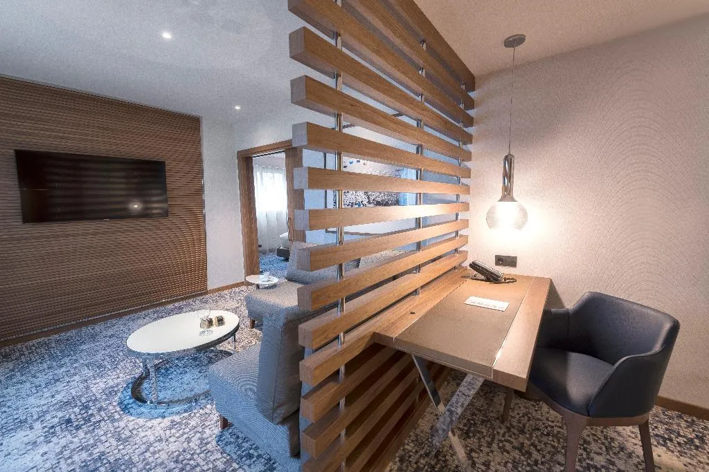 SUITE CLUB Room, InterContinental Barcelona, Barcelona