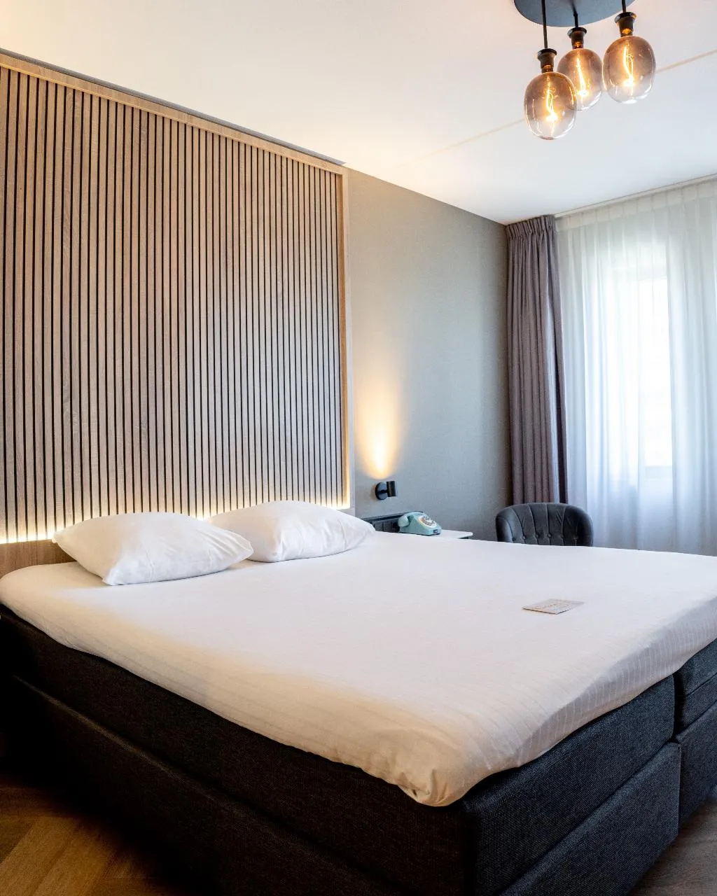DOUBLE SUPERIOR KING BED Room, HOTEL ALKMAAR Bar & Restaurant Meeting & Events, Amsterdam