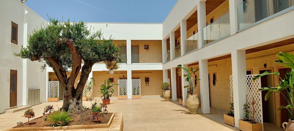 Baitan Hotel, Palermo