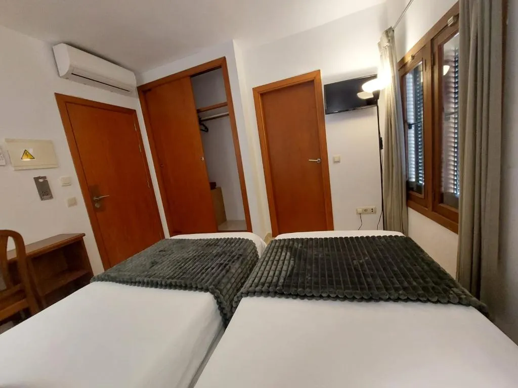 DOUBLE BASIC Room, My Rooms Manacor Centre By My Rooms Hotels, Majorca