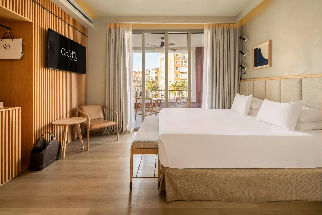 DOUBLE PREMIUM WITH VIEWS Room, Only YOU Hotel Málaga, Costa Del Sol