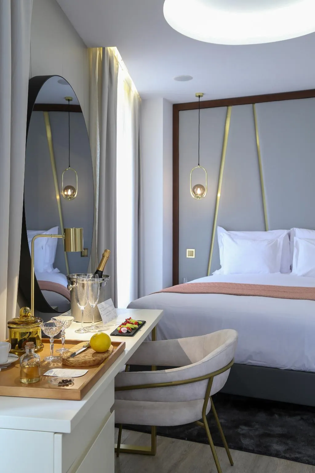 DOUBLE CLASSIC Room, Vincci Alfama, Lisbon