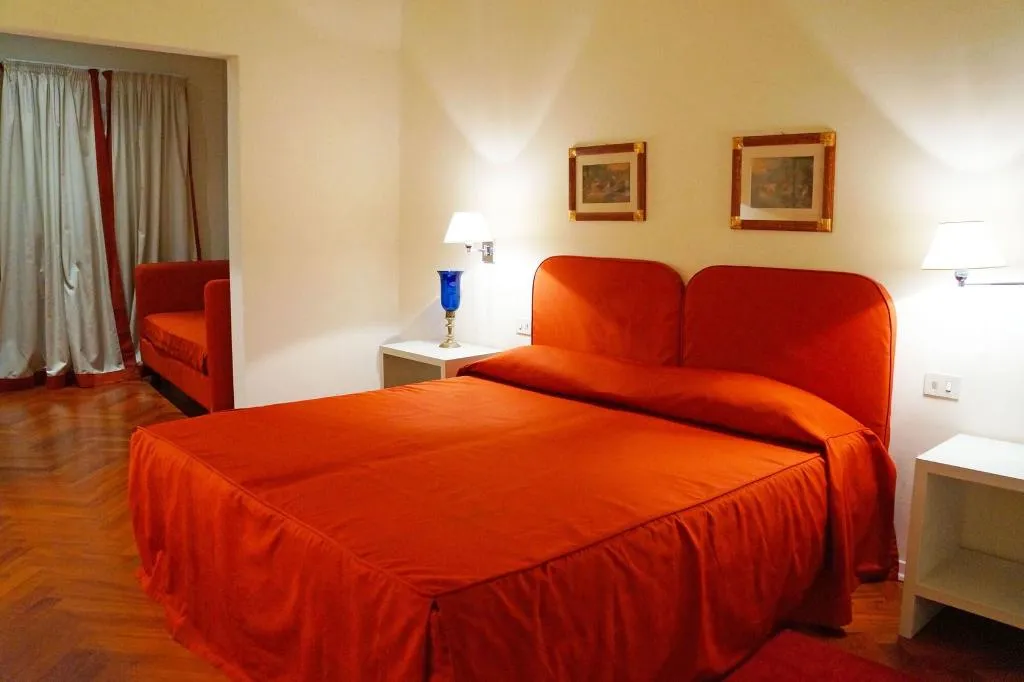 Room, Cerretani 4 Duomo Guesthouse - My Extra Home, Florence