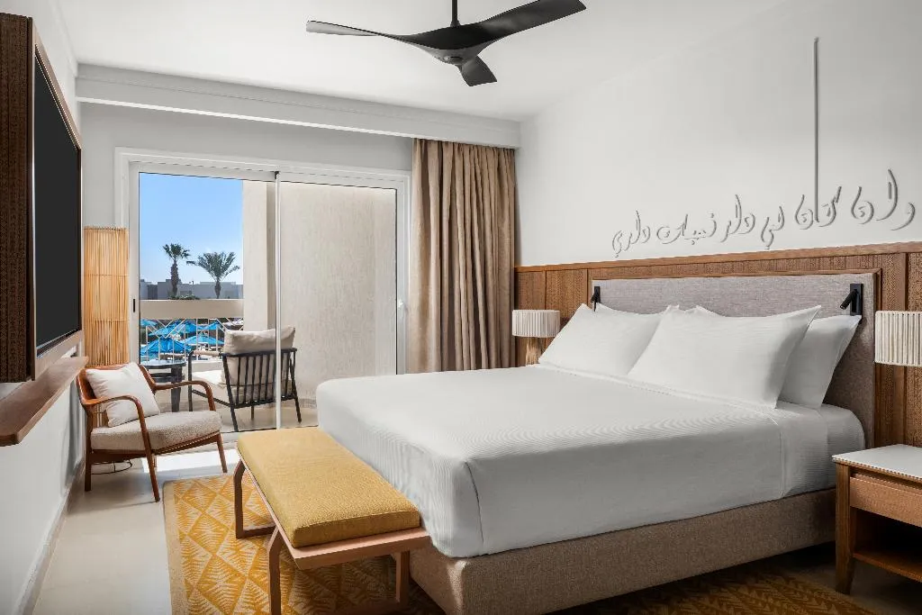 SUITE KING SIZE BED Room, DoubleTree by Hilton Sharm El Sheikh - Sharm Bay, Red Sea Riviera