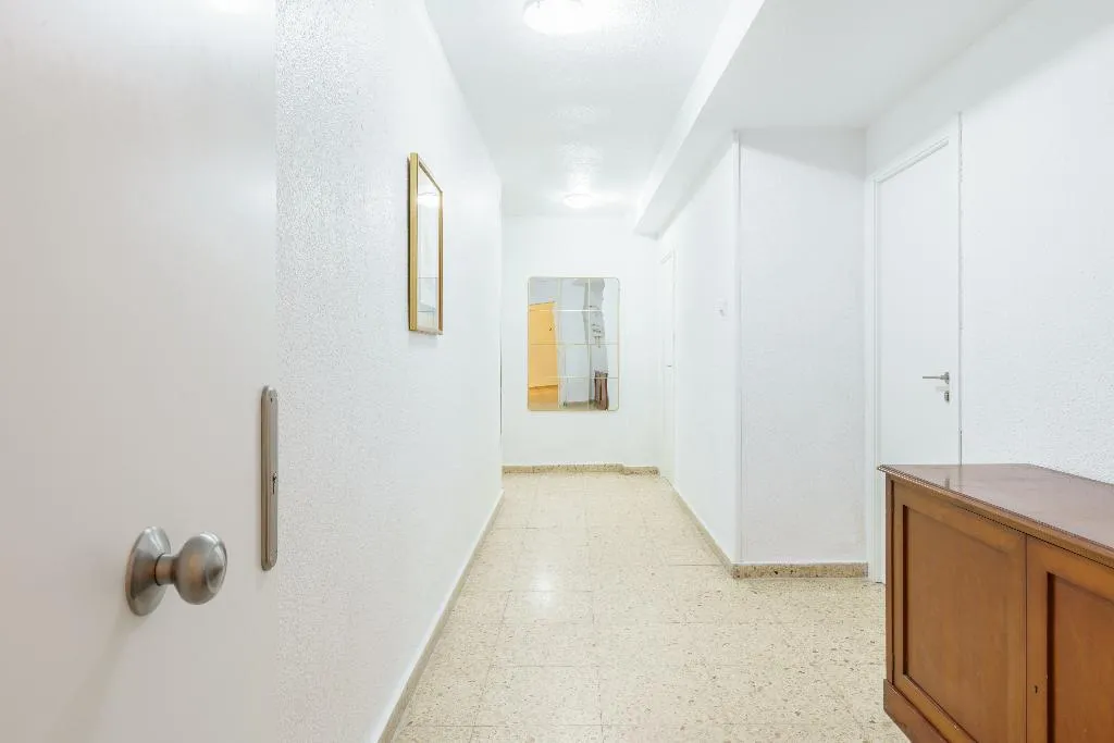 APARTMENT THREE BEDROOMS TWO BATHROOMS Room, Apartamentos Maja Beach, Costa Blanca