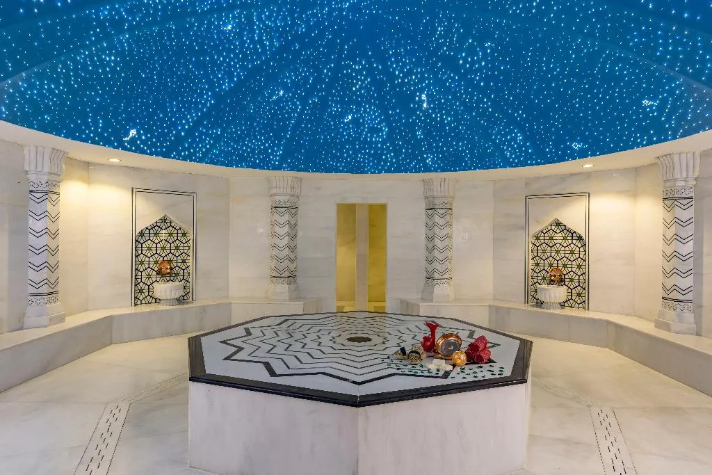 Sports and Entertainment, Royal Taj Mahal, Antalya