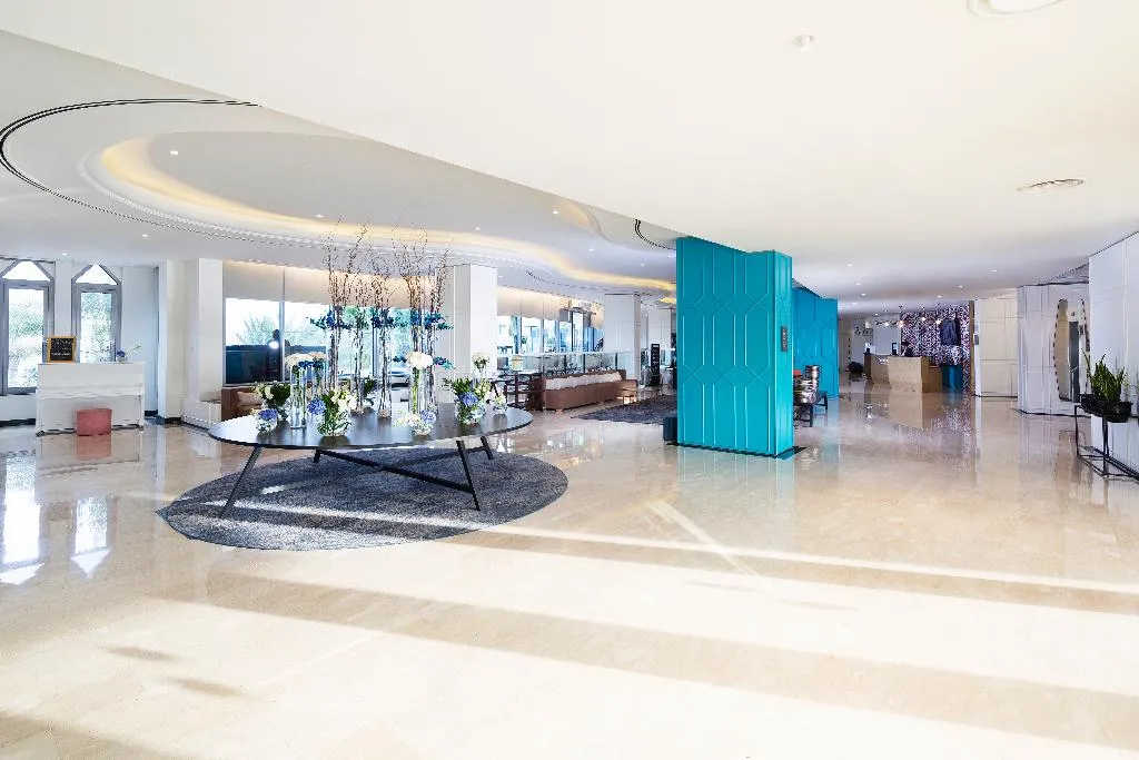 Lobby, Occidental Sharjah Grand, Dubai