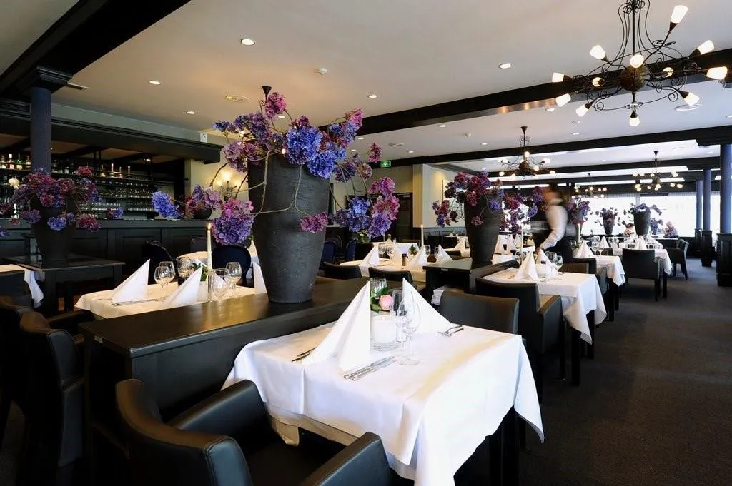 Bar, Van der Valk Hotel Volendam, Amsterdam