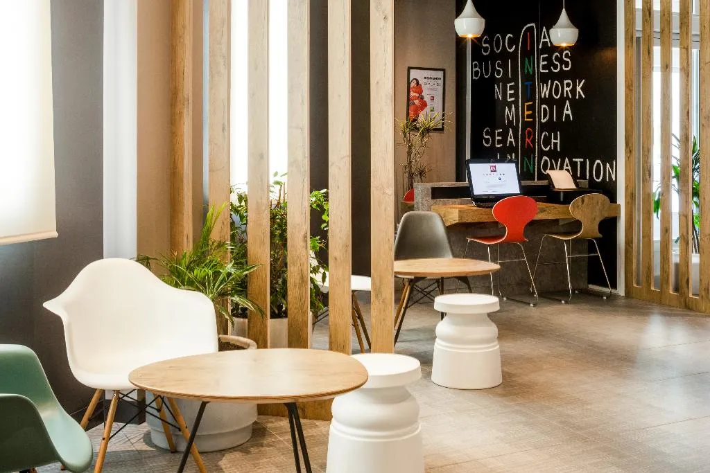 Lobby, Ibis Sevilla, Seville