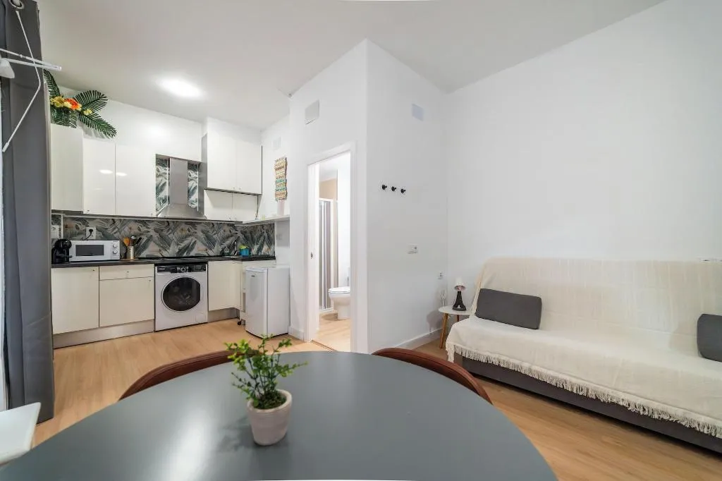 Room, Hostal Quatre Llunes, Costa Blanca