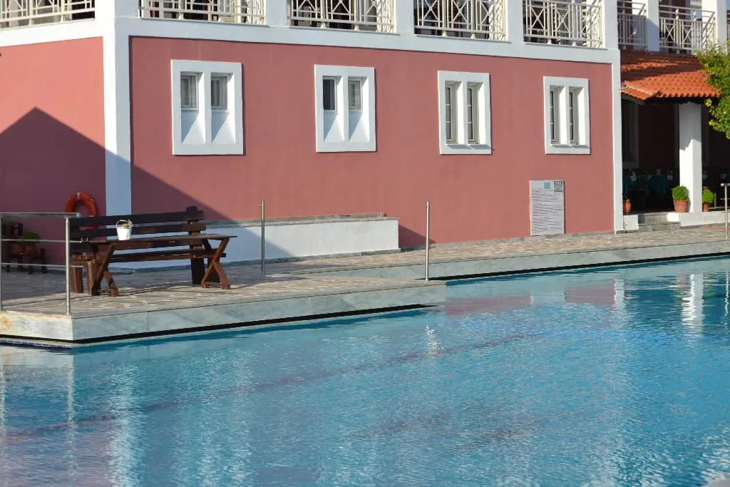 Pool, Mykali, Samos
