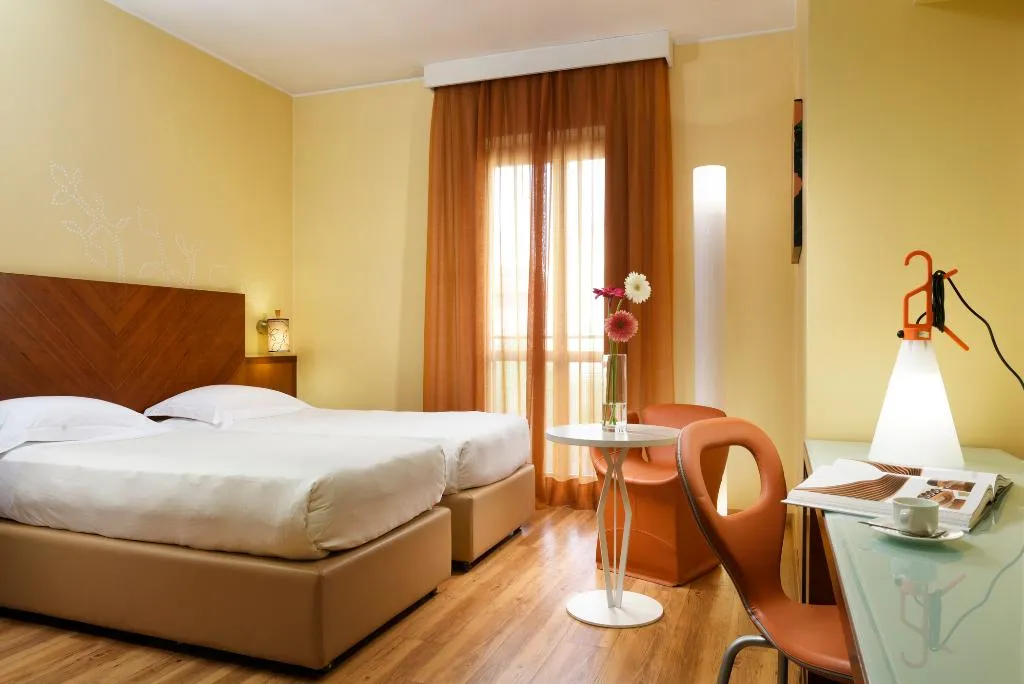 Room, UNA HOTELS Mediterraneo Milano, Milan