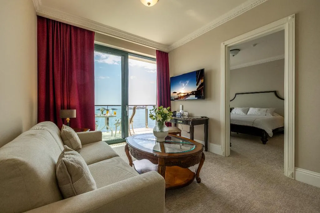 SUITE EXECUTIVE SEA VIEW Room, Royal Princess Hotel, Dubrovnik