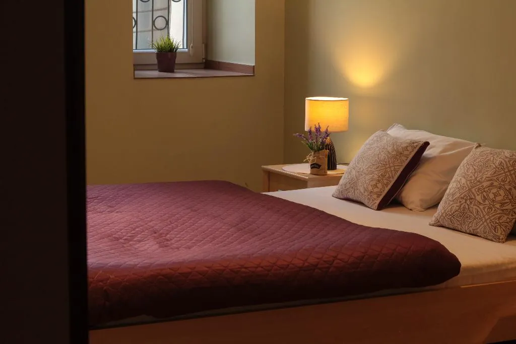 APARTMENT CAPACITY 5 TWO BEDROOMS Room, Old Town Apartments Slawkowska, Krakow