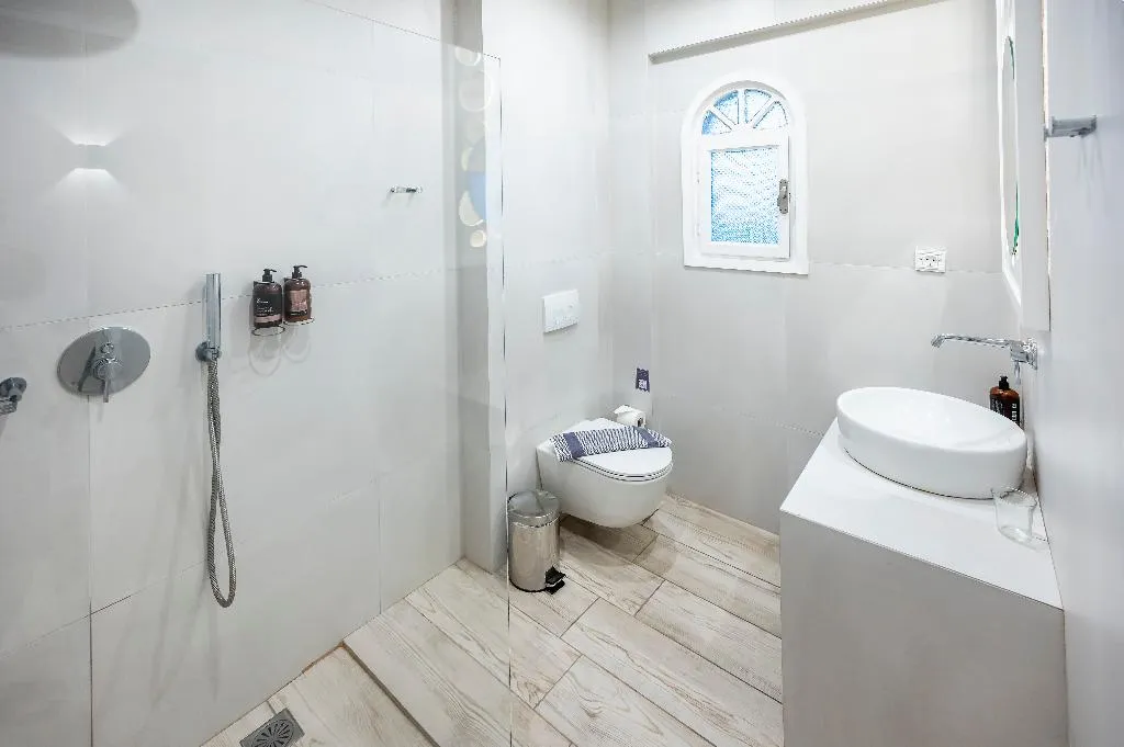 JUNIOR SUITE STANDARD Room, SMY Mediterranean White, Athens