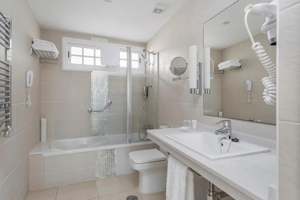APARTMENT TWO BEDROOMS Room, Santa Barbara Golf & Ocean Golf Club, Tenerife