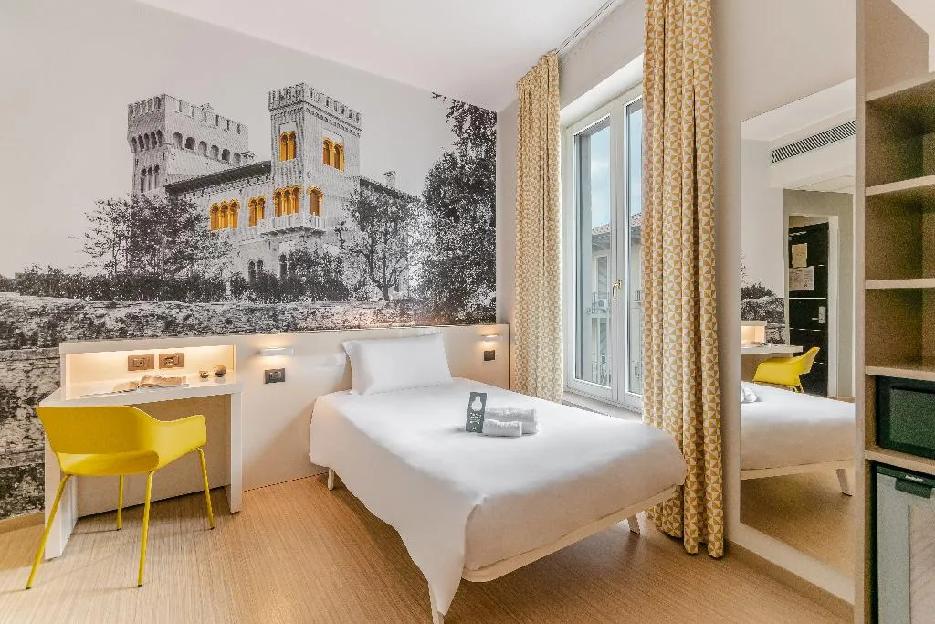 SINGLE STANDARD Room, B&B Hotel Treviso, Venice