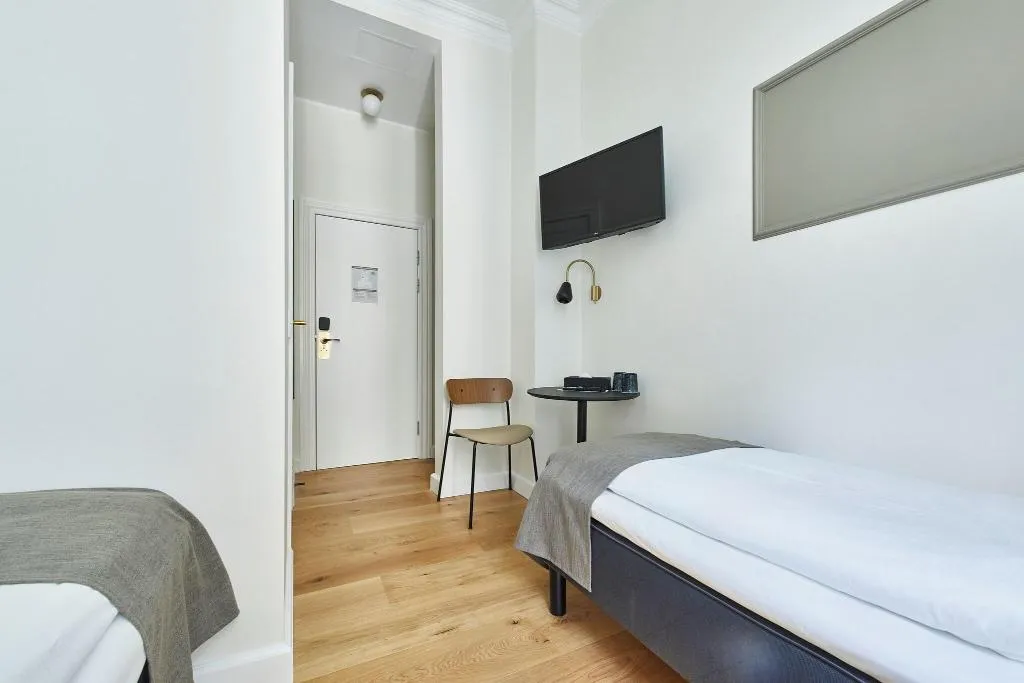 TWIN STANDARD Room, Sct Thomas, Copenhagen
