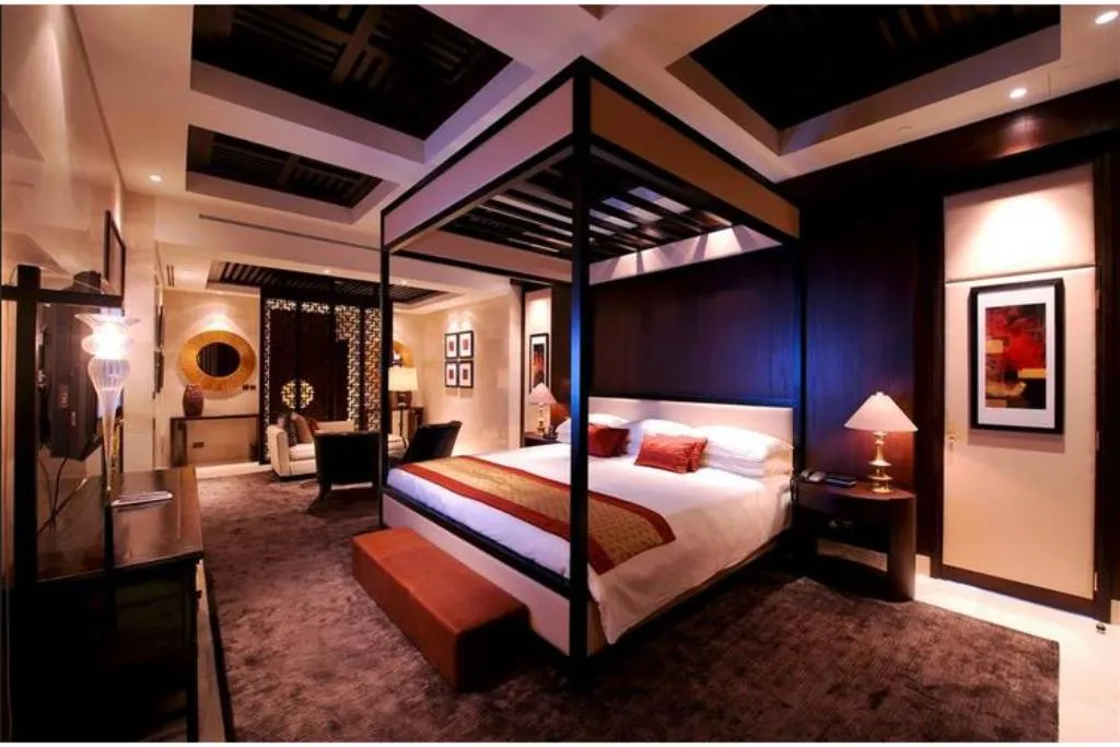 Room, Raffles Dubai, Dubai