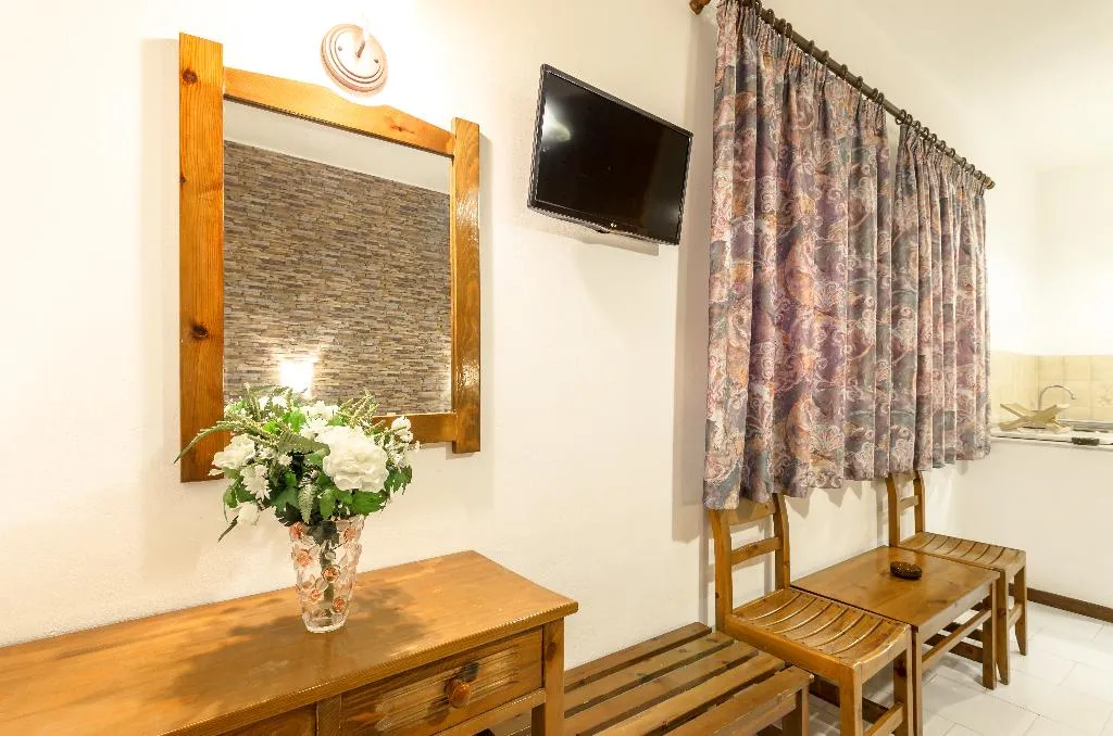Room, Chrysafis Studios, Zante