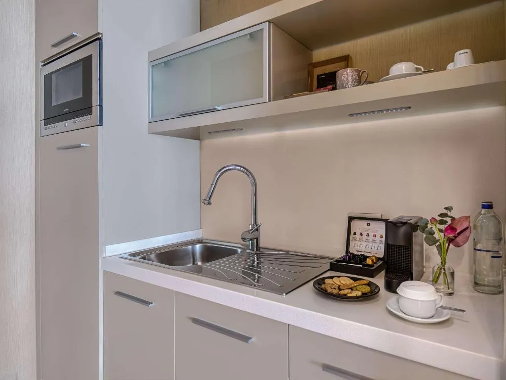 SUITE EXECUTIVE Room, Swissotel Buyuk Efes Izmir, Izmir