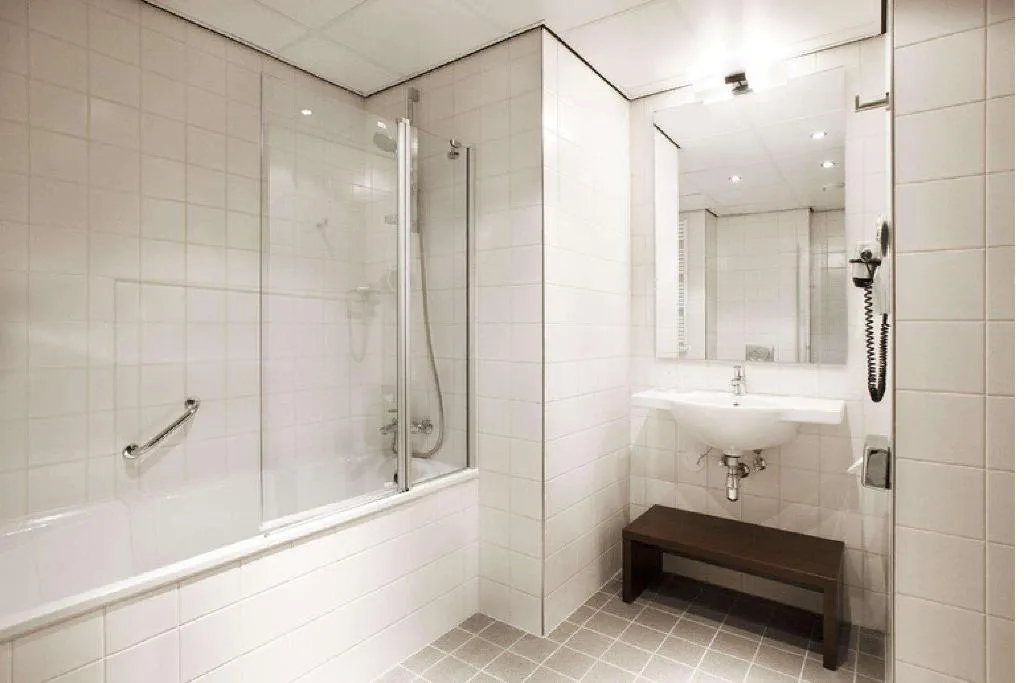 DOUBLE STANDARD Room, NH Amersfoort, Amsterdam
