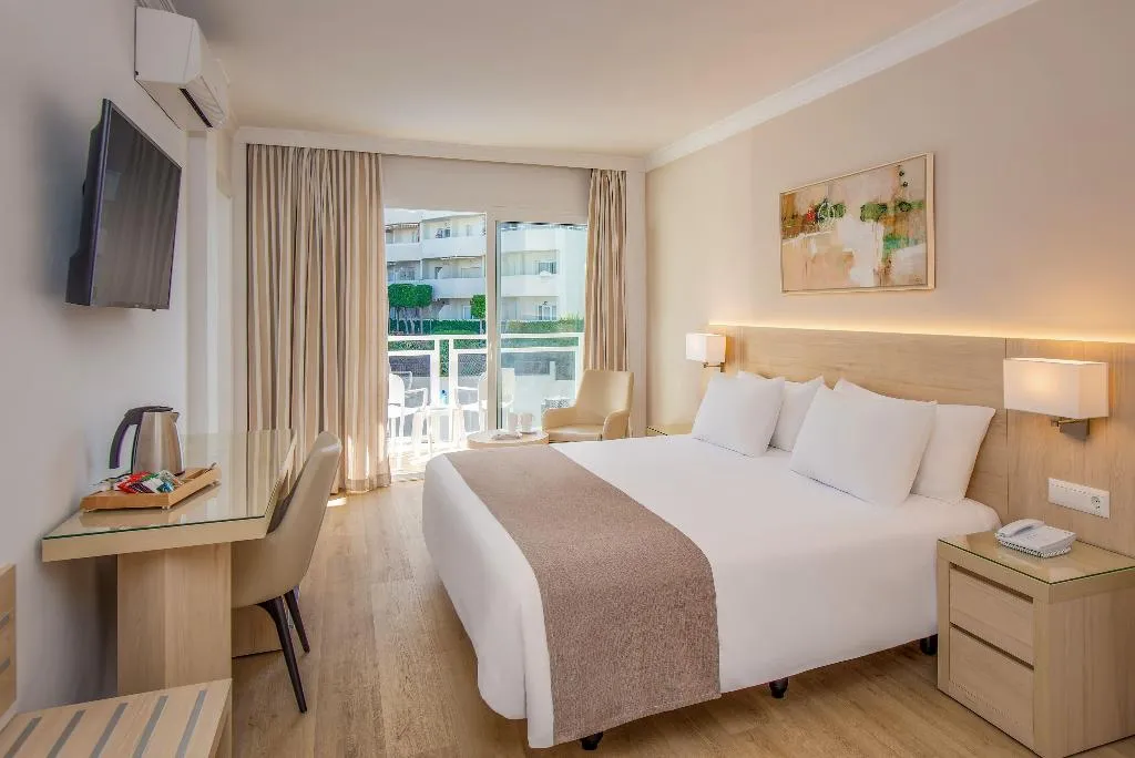 Room SUPERIOR SIDE SEA VIEW Room, Hotel Las Arenas Affiliated by Meliá, Costa Del Sol