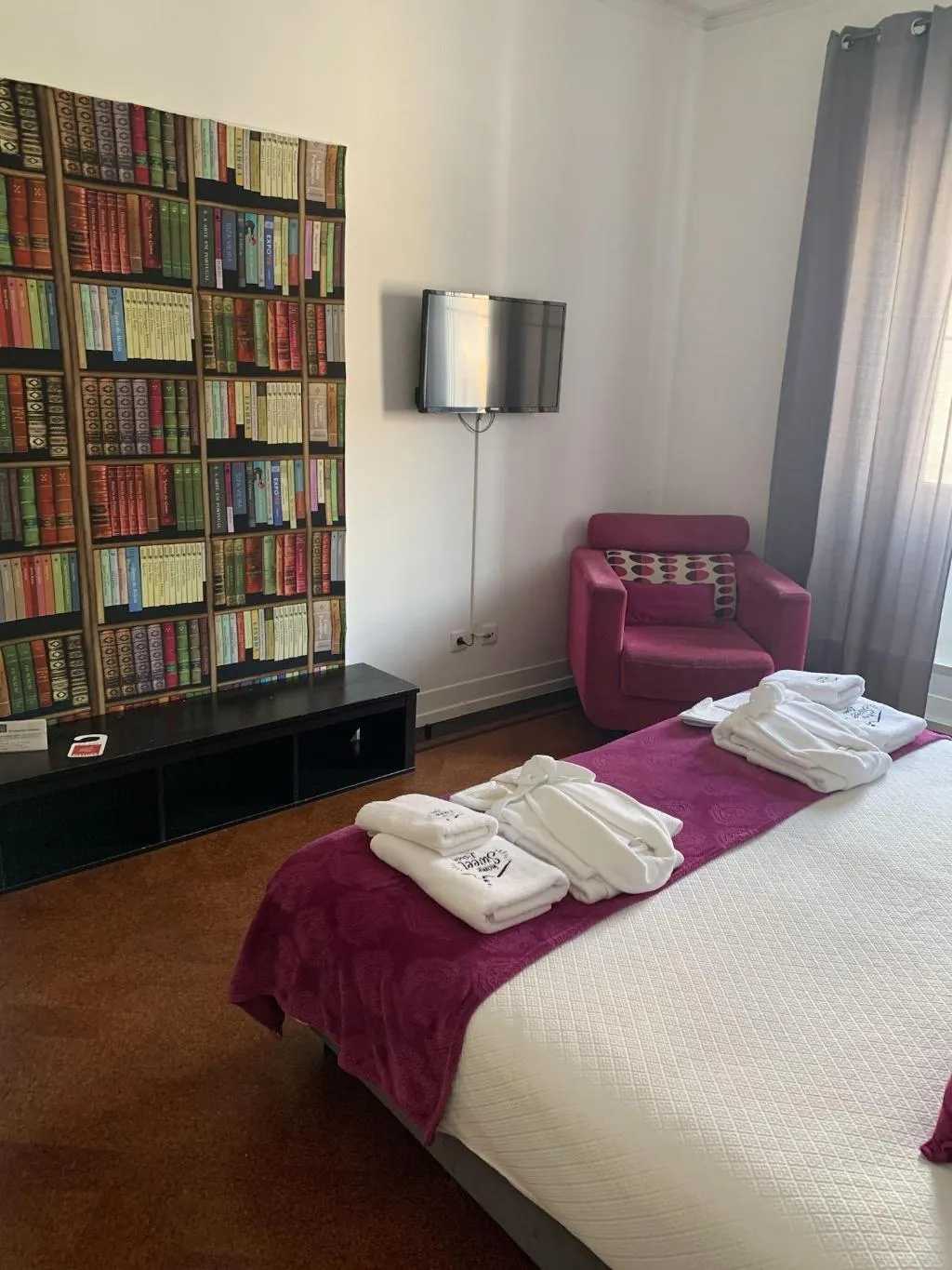 Room, Home Sweet Lisbon, Lisbon