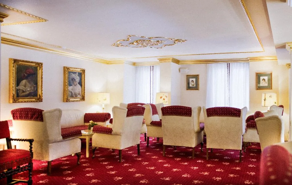 Lobby, Milan Speranza au Lac, Milan