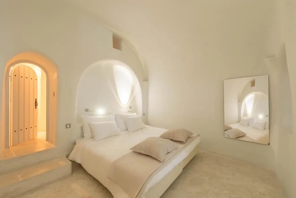 Room, Kapari Natural Resort - member of Unique Lodges Na, Santorini