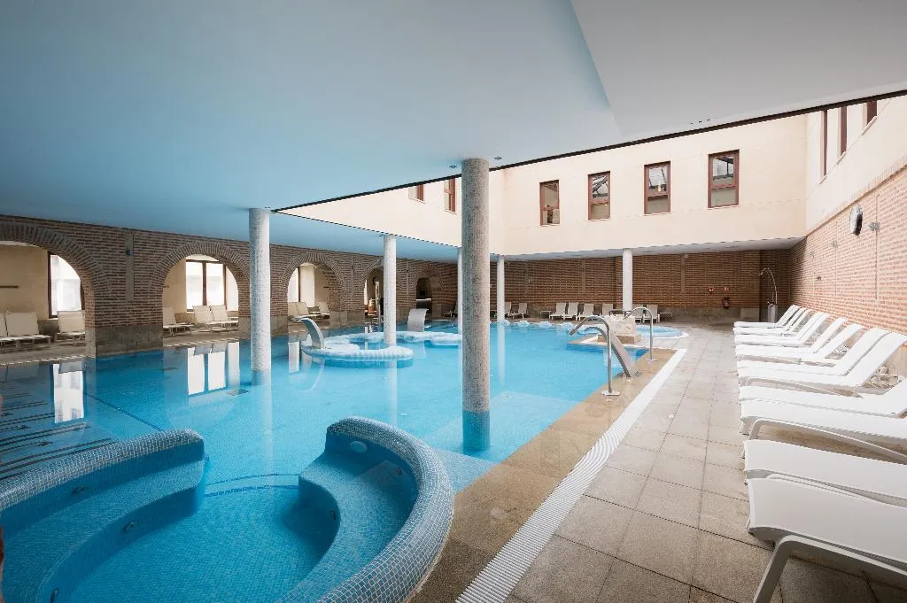 Pool, Castilla Termal Balneario de Olmedo, Madrid