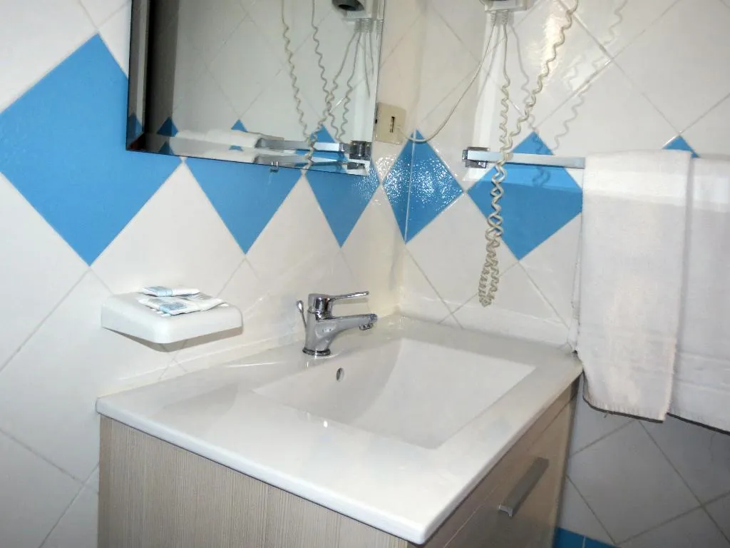 CHALET CAPACITY 2 Room, Baia Serena, Naples