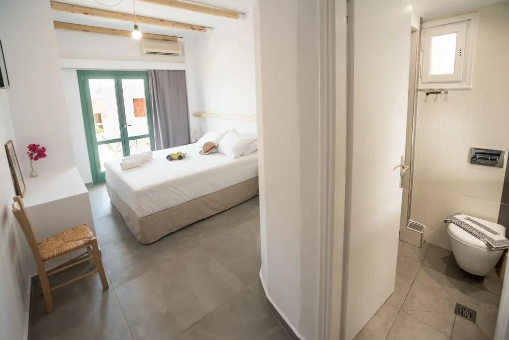 Room, Ifestia, Santorini