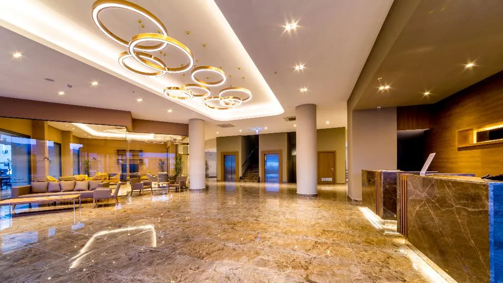 Lobby, Ada Julian Hotel, Dalaman