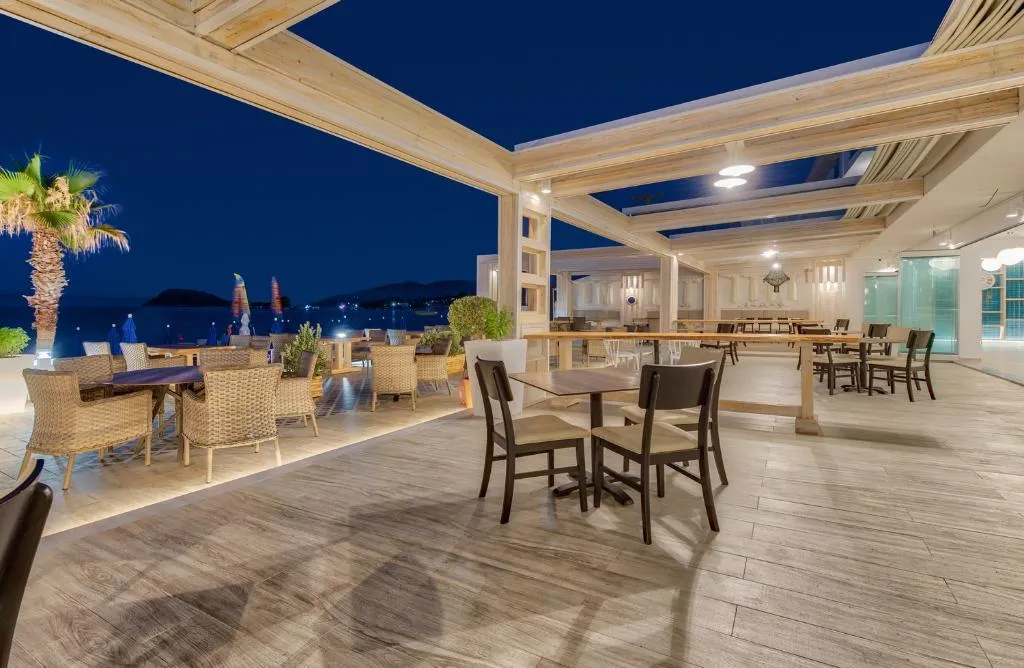 Restaurant, Mandala Seafront Suites, Zante