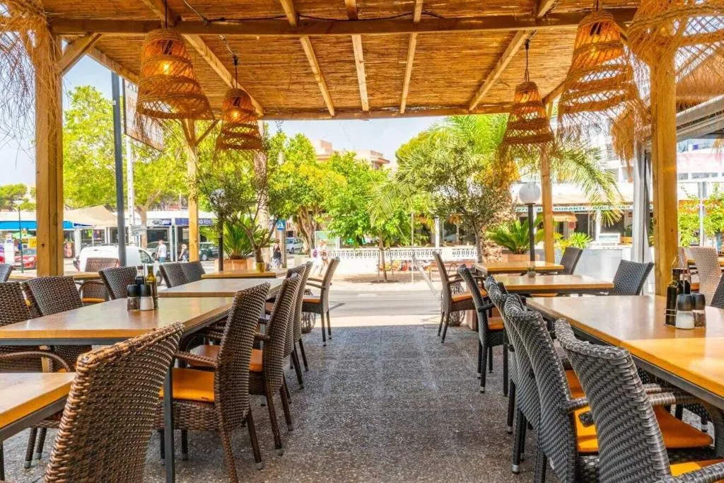 Restaurant, Hostal Alcina, Majorca