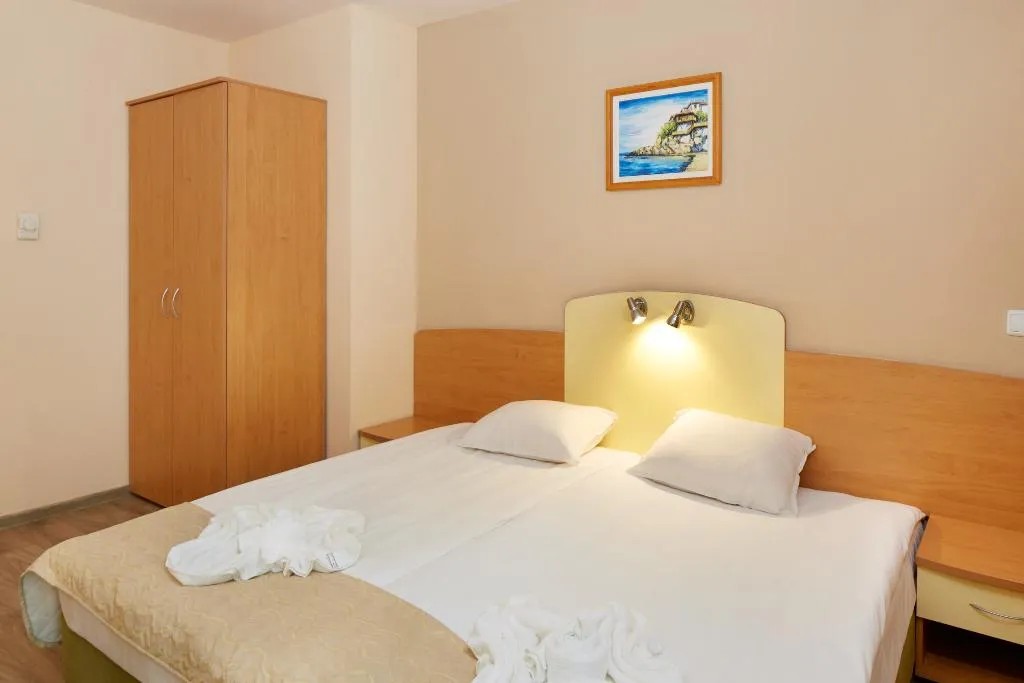 Room, Diamond Hotel, Bourgas